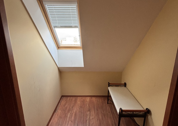 ARETÉ REAL- PREDAJ TEHLOVÉHO 3,5 IZB.BYTU V PEZINKU, NA SKOK CENTRUM, SLNEČNÝ S VEĽKORYSOU VÝMEROU,BALKÓN