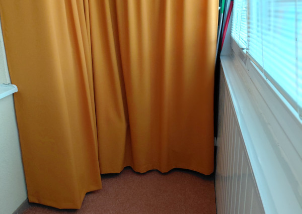 ARETÉ REAL- Predaj krásneho tehlového 2-izb bytu s veľkou výmerou, 2 loggie, murovaná pivnica, sídlisko Muškát v Pezinku