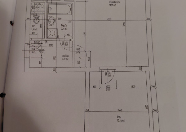 ARETÉ REAL- Predaj krásneho tehlového 2-izb bytu s veľkou výmerou, 2 loggie, murovaná pivnica, sídlisko Muškát v Pezinku