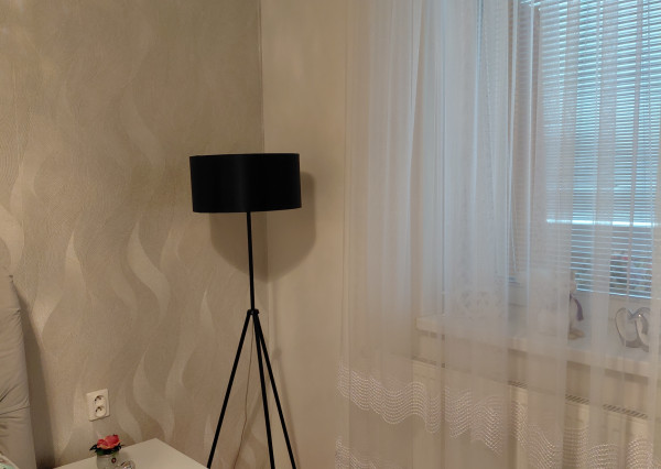 ARETÉ REAL- Predaj krásneho tehlového 2-izb bytu s veľkou výmerou, 2 loggie, murovaná pivnica, sídlisko Muškát v Pezinku