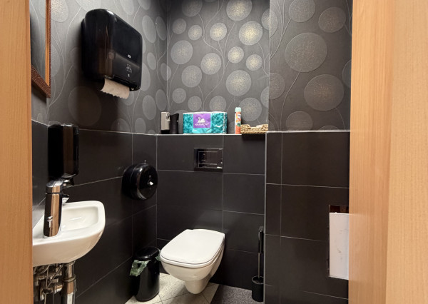 ARETÉ REAL – PRENÁJOM 160m2 KOMERČNÉHO PRIESTORU NA TOP MIESTE, PEZINOK, JESENSKÉHO