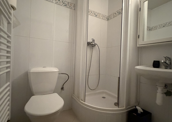 ARETÉ REAL - PRENÁJOM GARSÓNKY V CENTRE PEZINKA, M.R. ŠTEFÁNIKA