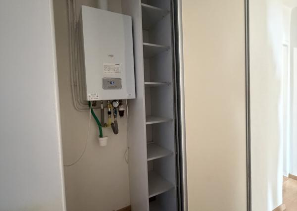 ARETÉ REAL – PRENÁJOM PRIESTRANNÉHO 3-IZBOVÉHO BYTU S PARKOVANÍM, SENEC, NÁM. 1. MÁJA