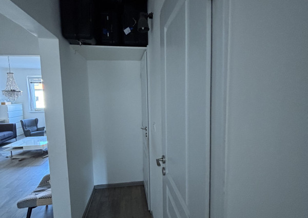 ARETÉ REAL - Predaj, svetlého, priestranného, kompletne zrekonštruovaného 3-izbového bytu s loggiou a pivnicou vo výbornej lokalite.