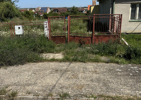 Areté real-Predaj atraktívneho stavebného pozemku v pokojnej lokalite s dobrou dostupnosťou v Budmericiach