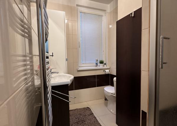ARETÉ REAL - PRENÁJOM ZARIADENÉHO 1-IZBOVÉHO BYTU V PEZINKU, BYSTRICKÁ