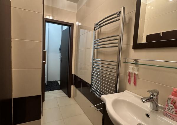 ARETÉ REAL - PRENÁJOM ZARIADENÉHO 1-IZBOVÉHO BYTU V PEZINKU, BYSTRICKÁ