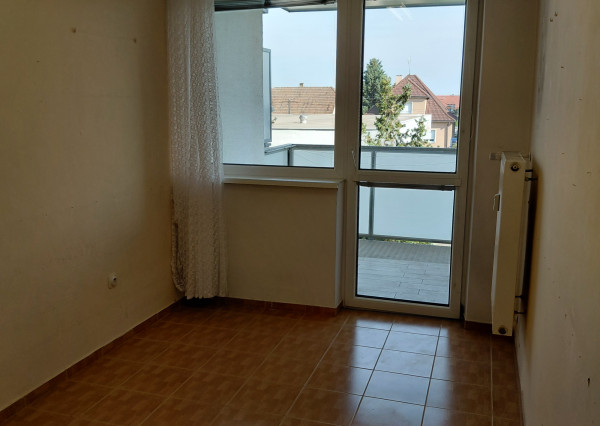 ARETÉ REAL- PREDAJ -TEHLOVÝ 4 IZB.BYT S TERASOU  PRIESTOR KDE SA RODIA KRÁSNÉ CHVÍLE S RODINOU, KÚSOK OD CENTRA MESTA PEZINOK