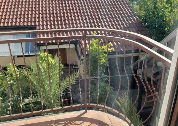 Areté real-prenájom slnečného 3iz. bytu s balkónom v rodinnom dome blízko centra mesta Pezinok