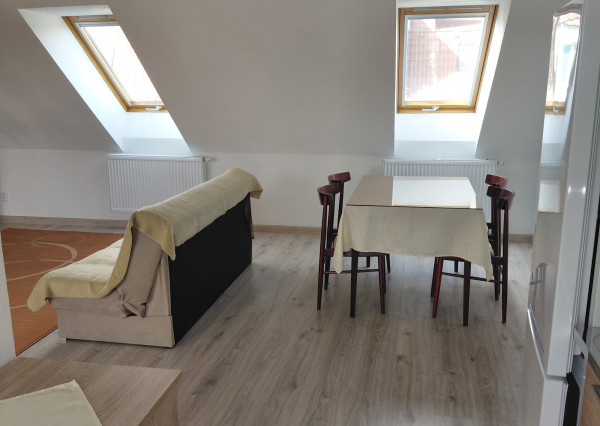 Areté real-prenájom slnečného 3iz. bytu s balkónom v rodinnom dome blízko centra mesta Pezinok