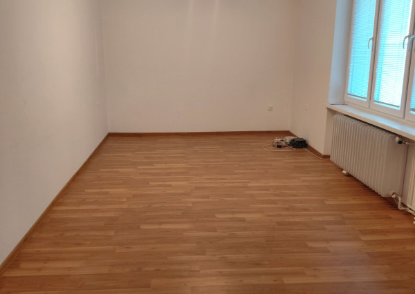 ARETÉ REAL-PREDAJ 2 IZBOVÉHO BYTU V PEZINKU, SLNEČNÝ, PRIESTRANNÝ, REKONŠTRUKCIA-CENTRUM
