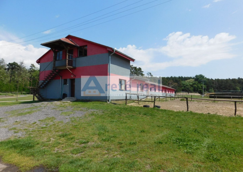 arete.sk - PREDAJ 4 BUDOV NA VÝROBU A SKLADY, LAKŠÁRSKA NOVÁ VES