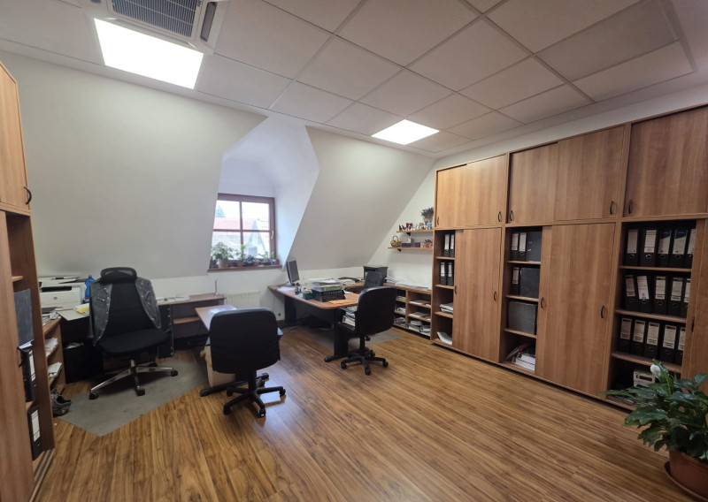 Areté real - Prenájom kancelárskych priestorov v centre Pezinka, Hrnčiarska ul.
