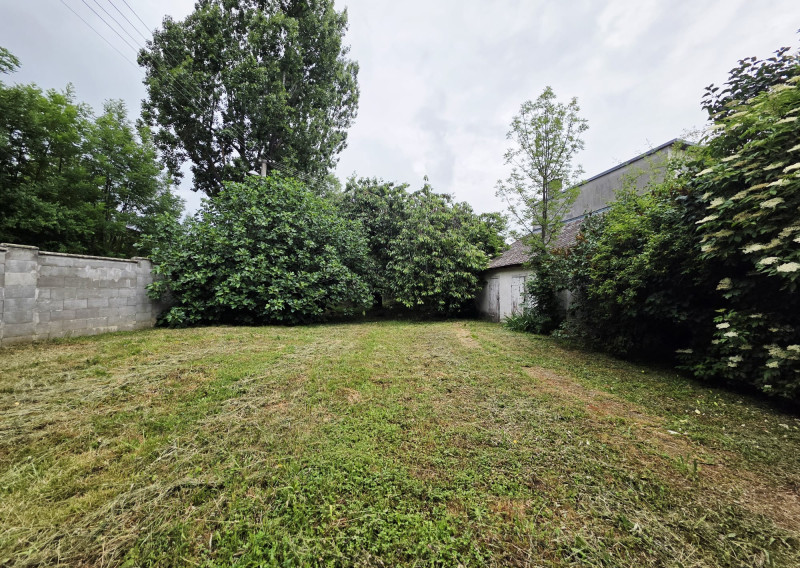 ARETÉ REAL - PREDAJ  POZEMKU  V PEZINKU S VEĽKORYSOU VÝMEROU 692 M2