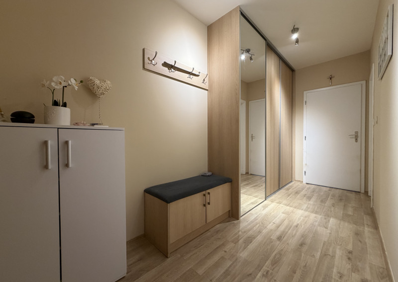 arete.sk – PREDAj VEĽKOMETRÁŽNEHO 68m2 BYTU S BALKÓNOM, PEZINOK, MUŠKÁTOVÁ