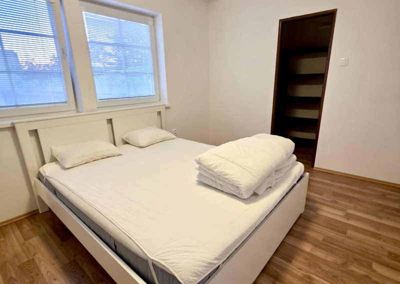 Areté real - prenájom 2izb.byt-vlastné parkovanie-centrum PK