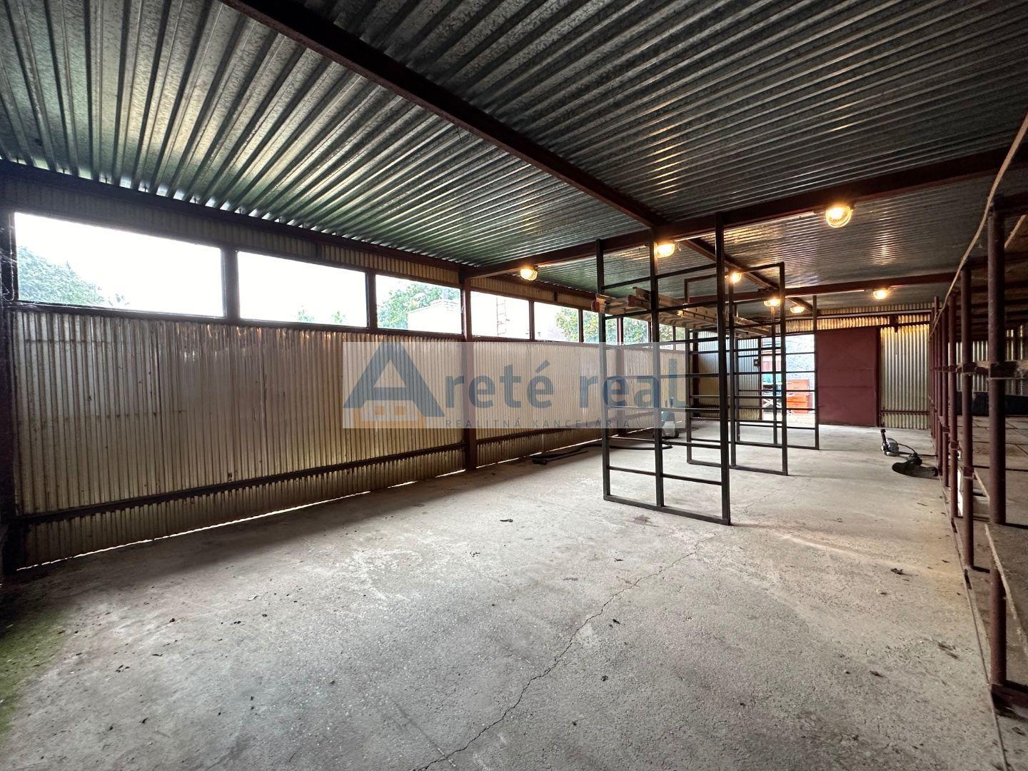 ARETÉ REAL - PRENÁJOM PLECHOVEJ HALY NA SKOK OD CENTRA, PEZINOK, SNP