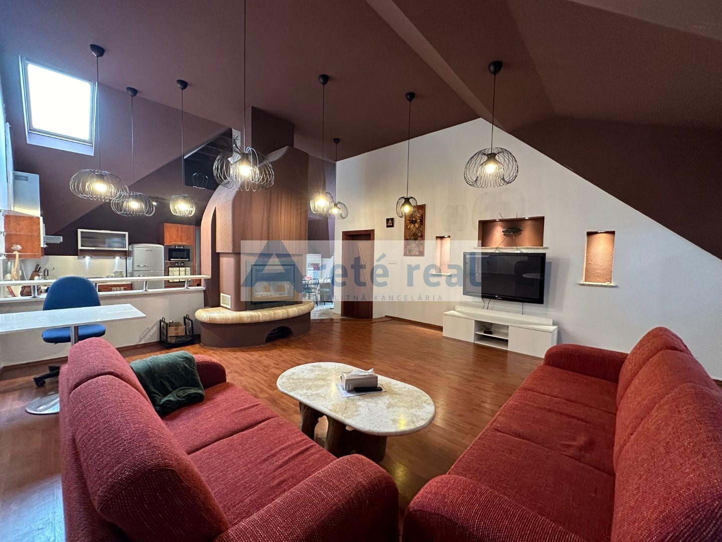 ARETÉ REAL - PREDAJ NÁDHERNÉHO 4-IZBOVÉHO BYTU V CENTRE MESTA, PEZINOK, JESENSKÉHO