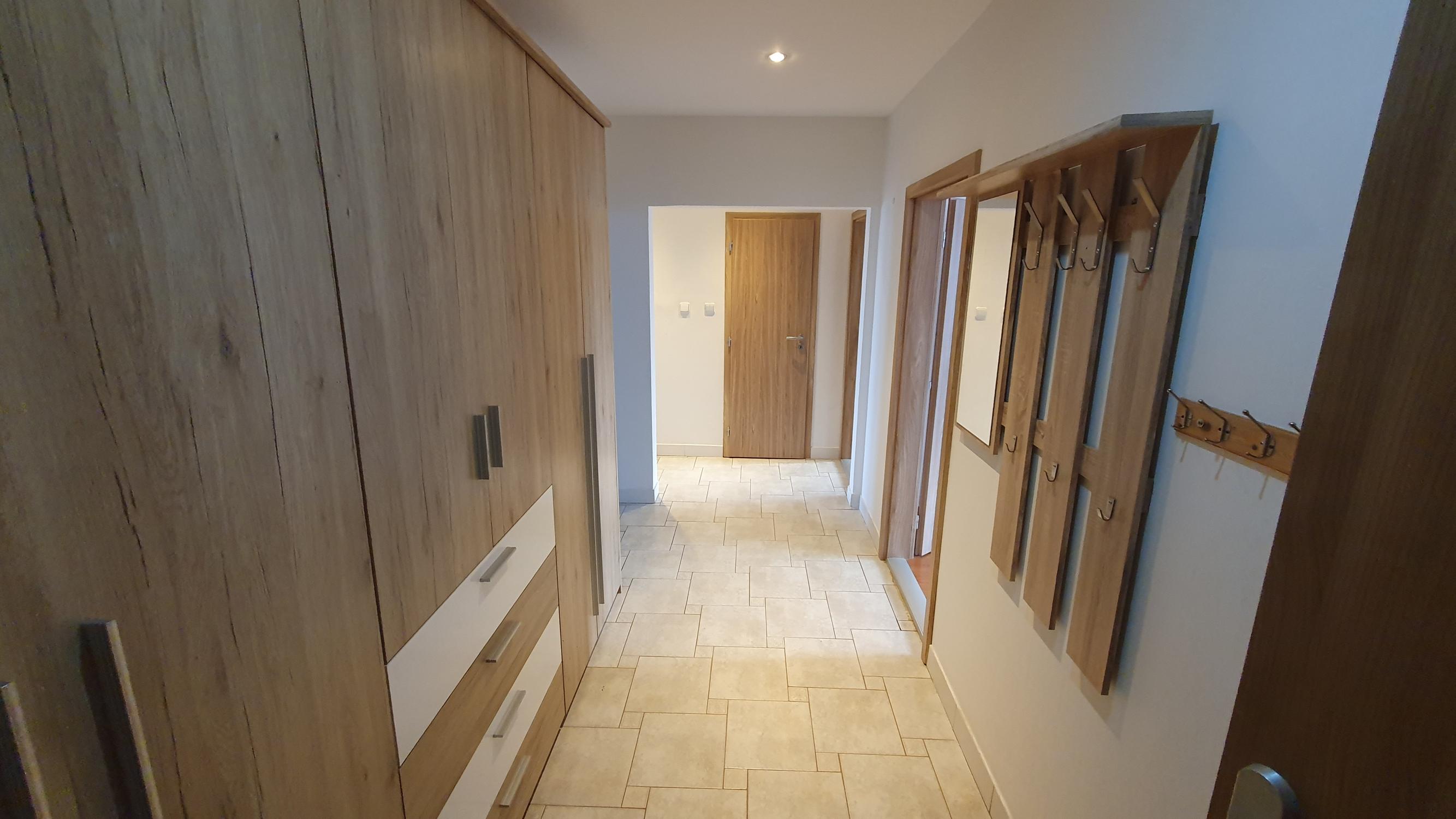 Areté real- prenájom 3-izbový priestranný byt na Severe.