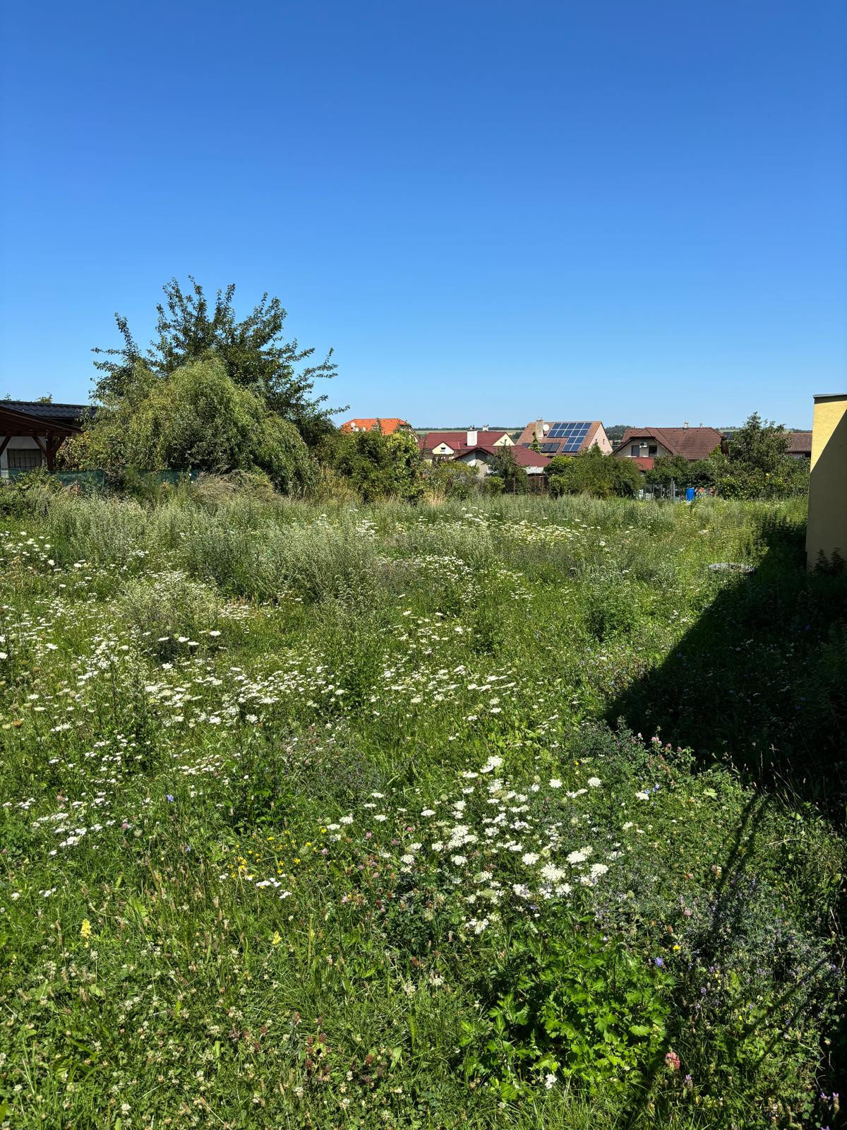 Areté real-Predaj atraktívneho stavebného pozemku v pokojnej lokalite s dobrou dostupnosťou v Budmericiach