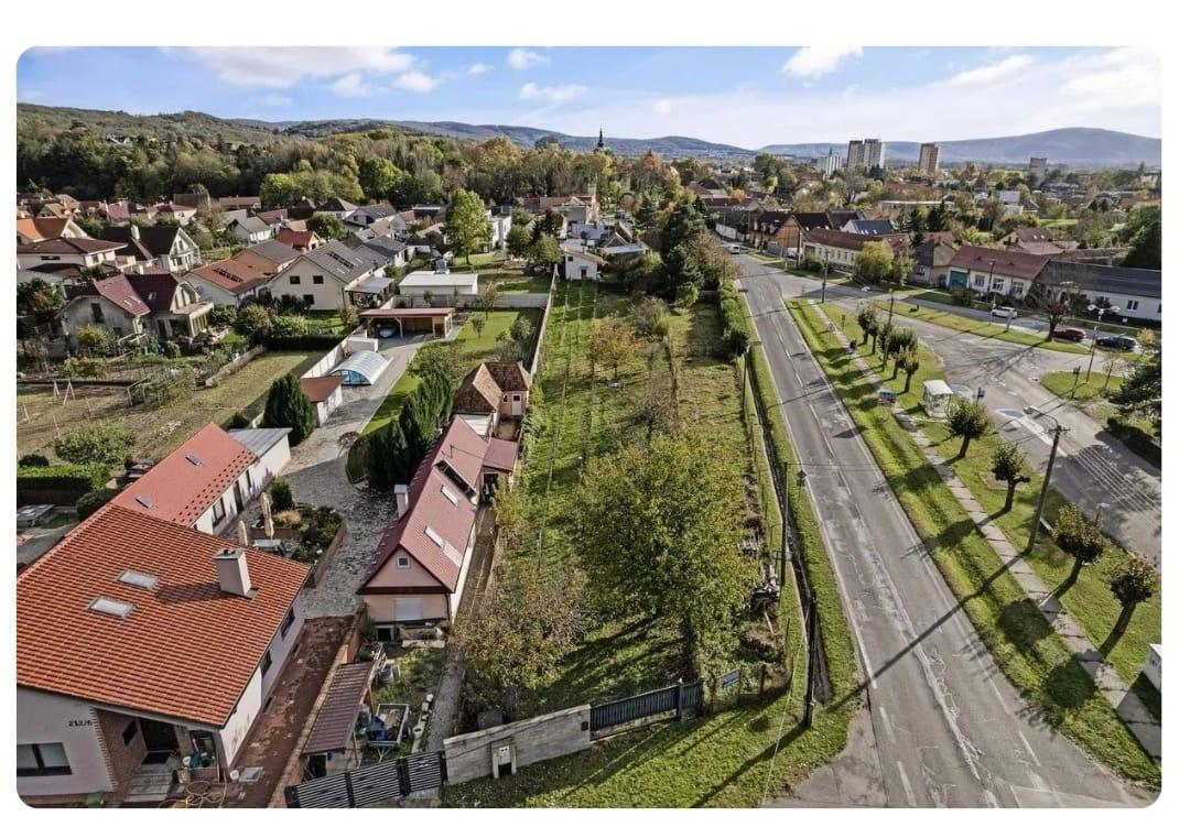ARETÉ REAL - PRIPRAVUJEME PREDAJ 2160 m2 STAVEBNÉHO POZEMKU, STUPAVA, RÍMSKA