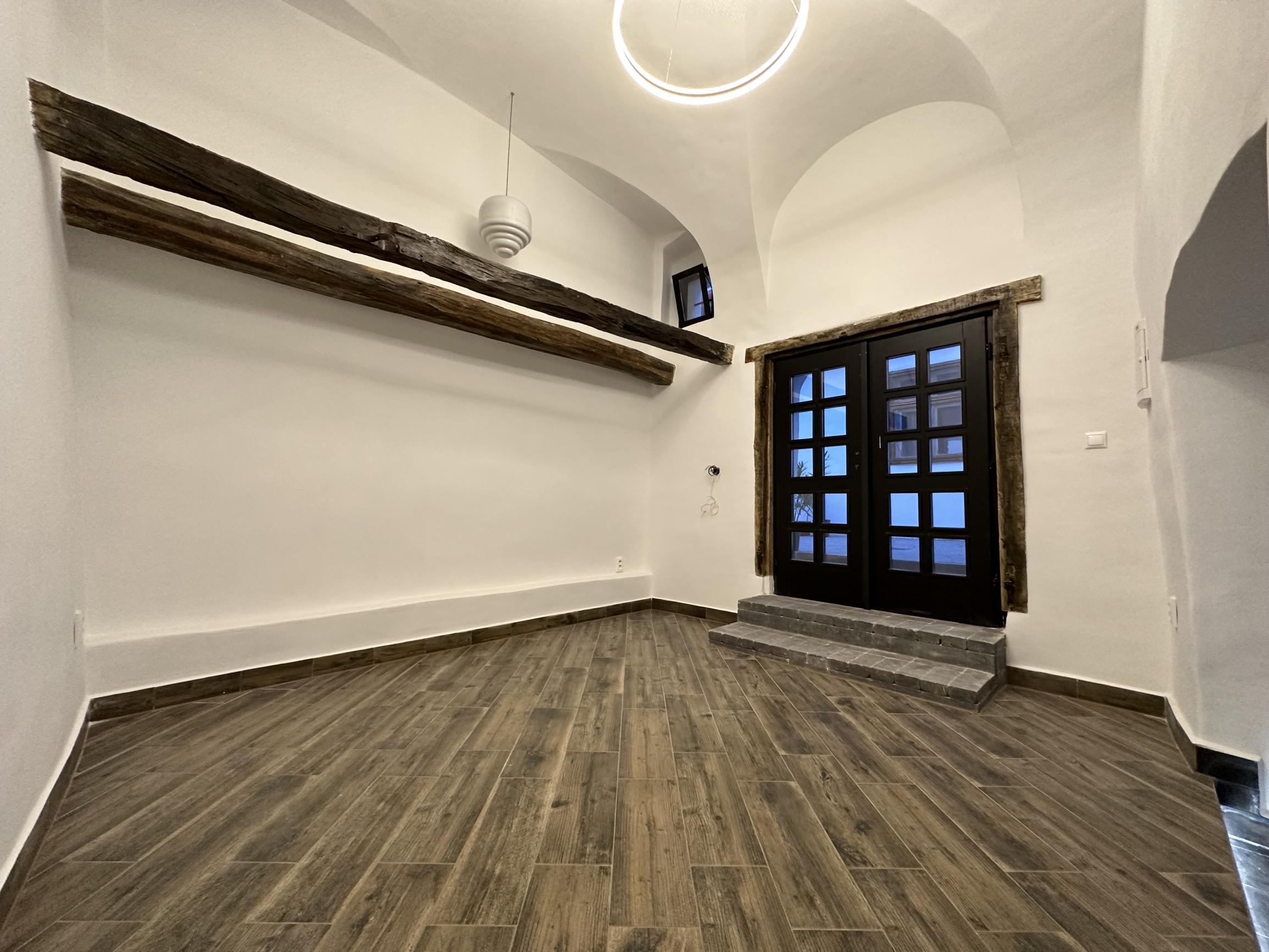 ARETÉ REAL - PRENÁJOM 36 m2 KOMERČNÉHO PRIESTORU, PEZINOK, HOLUBYHO