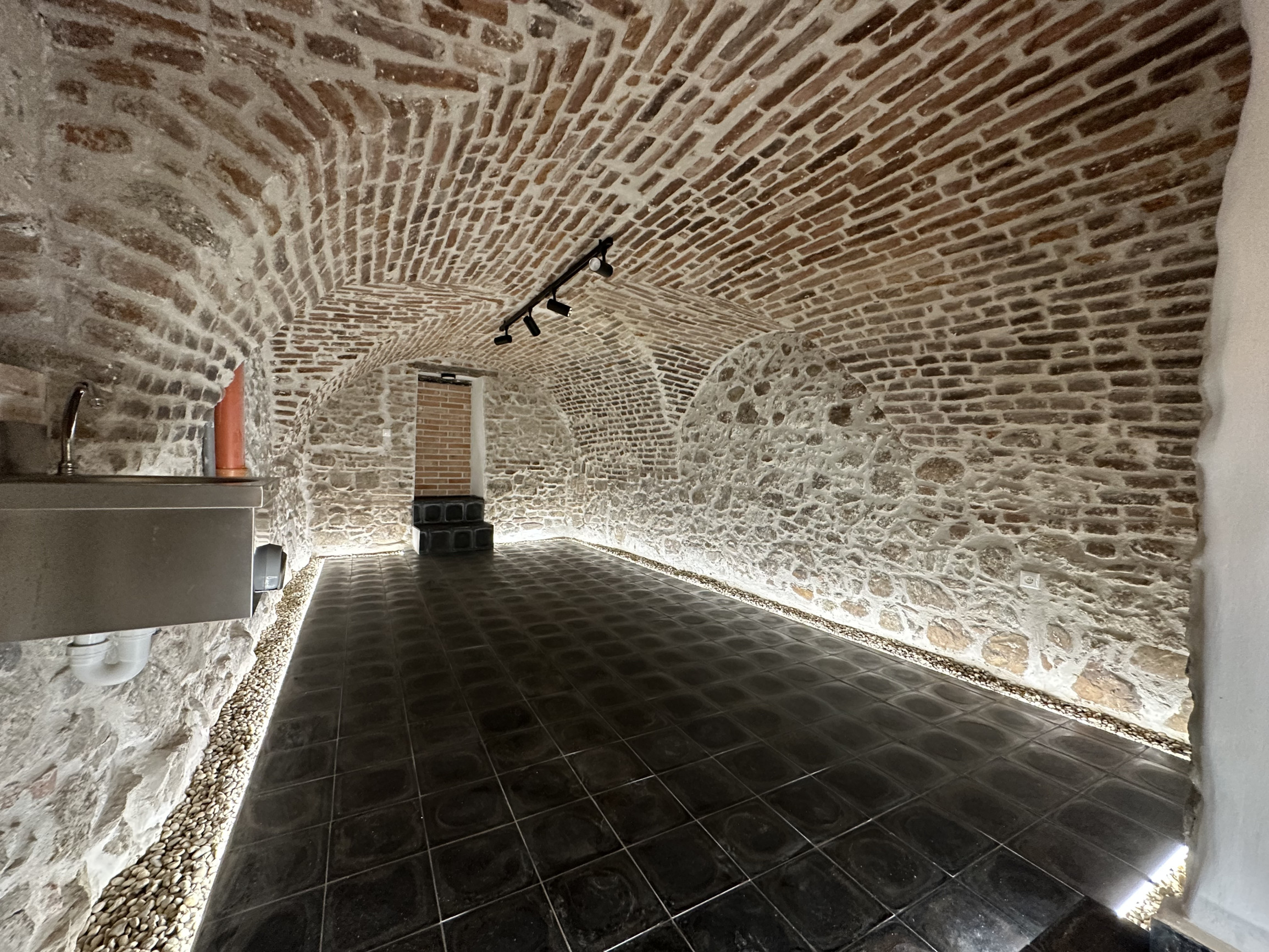 ARETÉ REAL - PRENÁJOM 36 m2 KOMERČNÉHO PRIESTORU, PEZINOK, HOLUBYHO