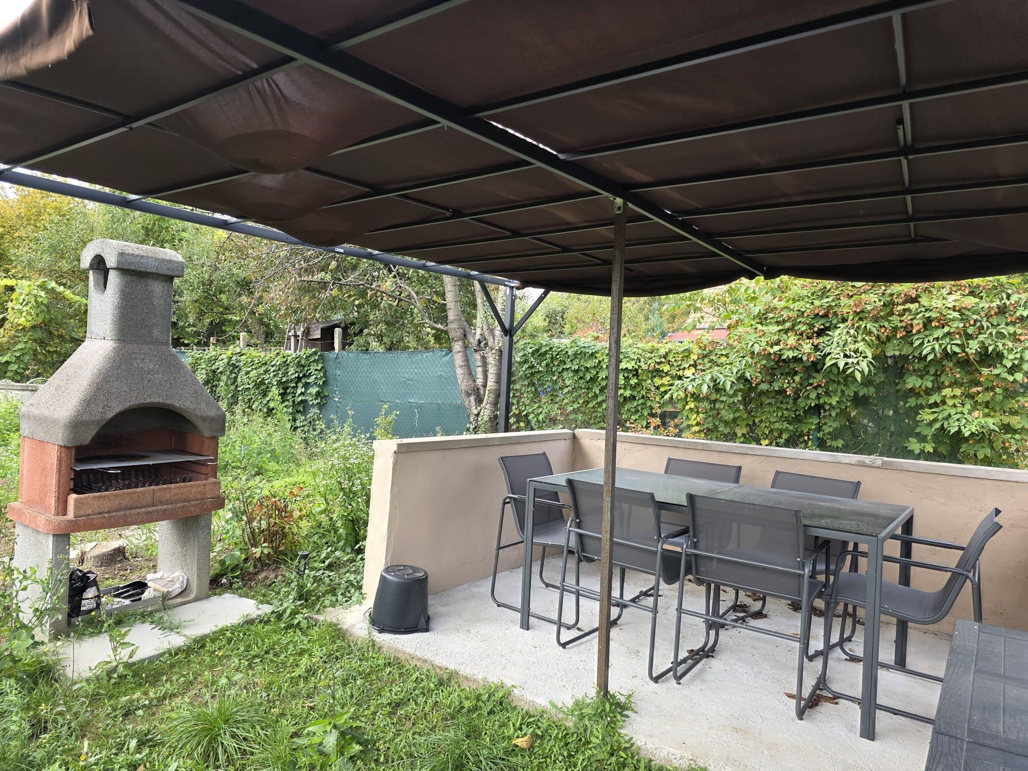 Areté real, Predaj pozemku v záhradkárskej lokalite vhodného na stavbu záhradnej chaty v krásnom prostredí, Krížna ul. Pezinok