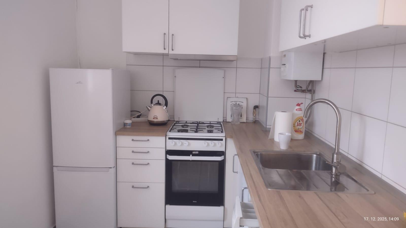 ARETÉ REAL- PRENÁJOM TEHLOVÉHO 1IZB.BYTU V PEZINKU, BLÍZKE CENTRUM, SLNEČNÝ S MUROVANOU KOMOROU