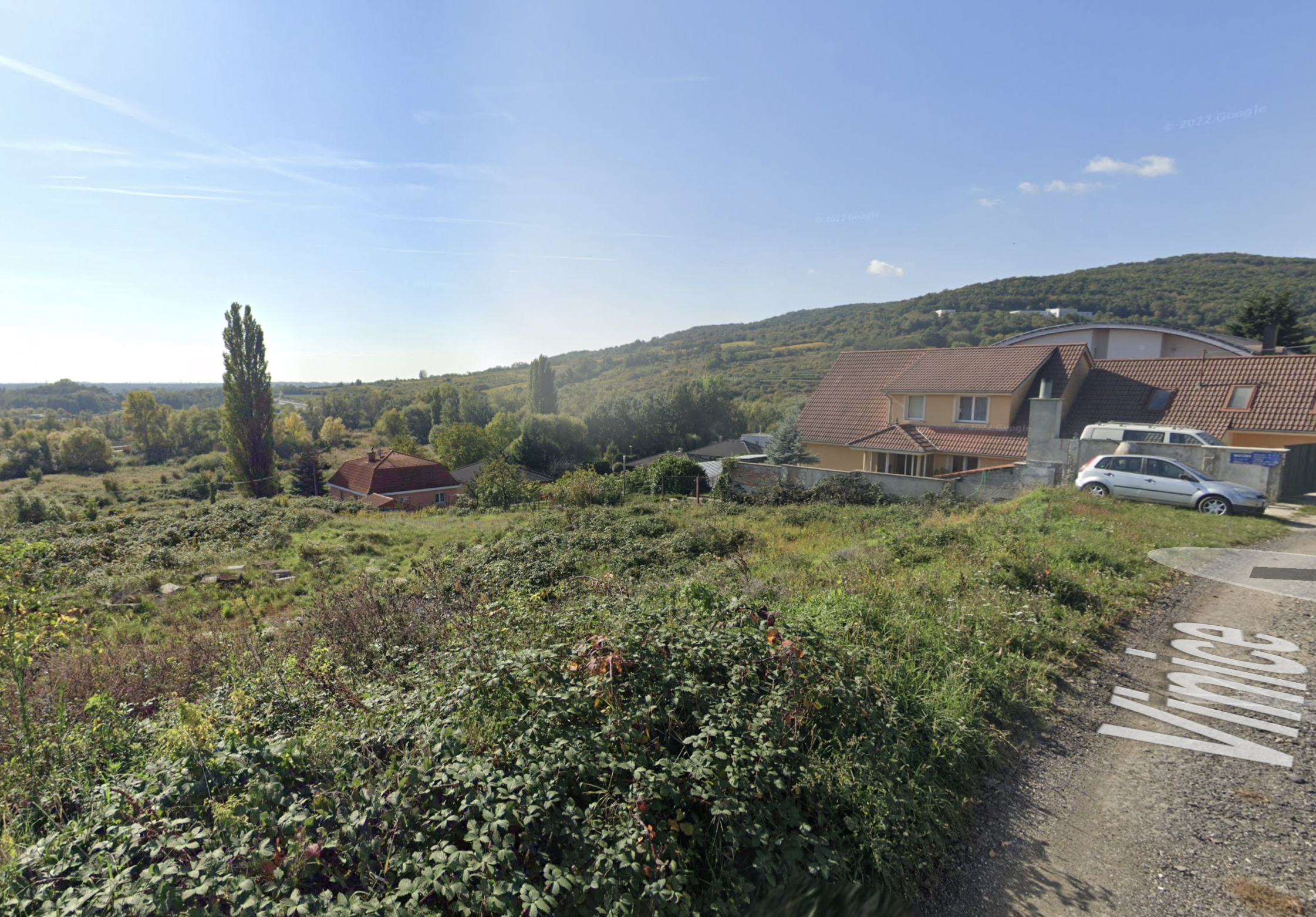 ARETÉ REAL - PREDAJ 1395 m2 STAVEBNÉHO POZEMKU S FAMÓZNYM VÝHĽADOM, PEZINOK, VINICE