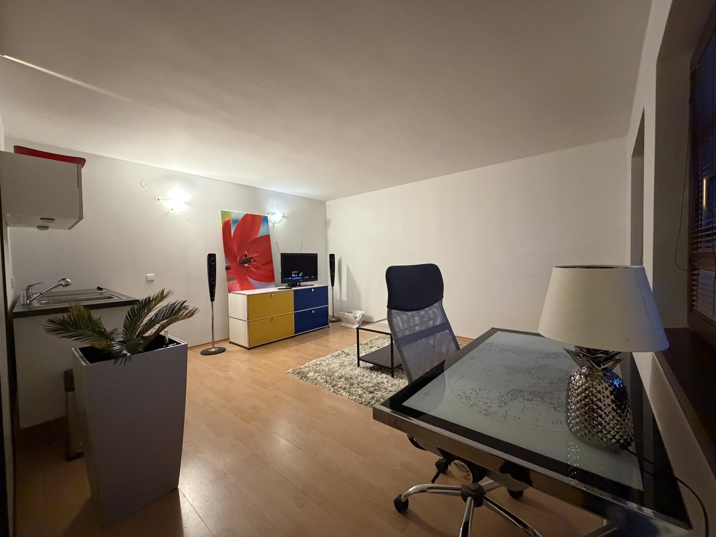 ARETÉ REAL - PRENÁJOM 25m2 KOMERČNÉHO PRIESTORU V CENTRE PEZINKA, M.R. ŠTEFÁNIKA