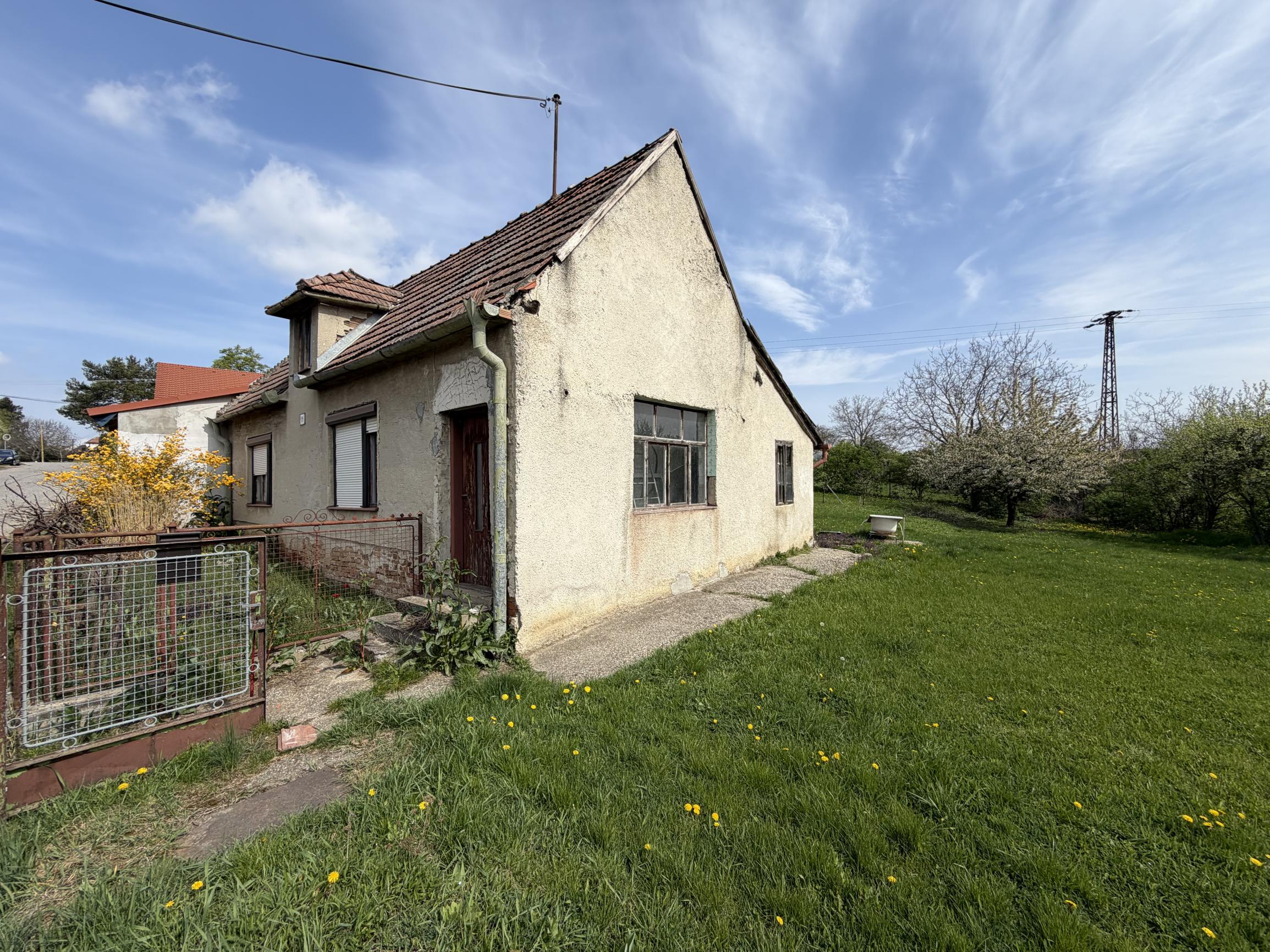 ARETÉ REAL – PREDAJ 3-IZBOVÉHO RODINNÉHO DOMU NA NÁDHERNOM POZEMKU, BOROVÁ