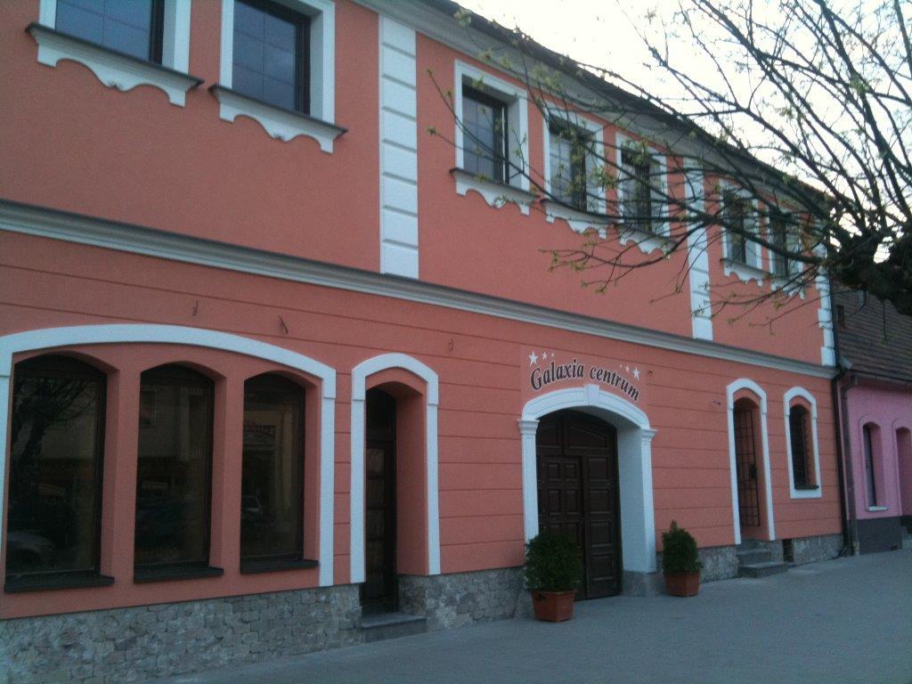 ARETÉ REAL – PRIPRAVUJEME PREDAJ BUDOVY V PRIAMOM CENTRE MESTA, PEZINOK, M. R. ŠTEFÁNIKA