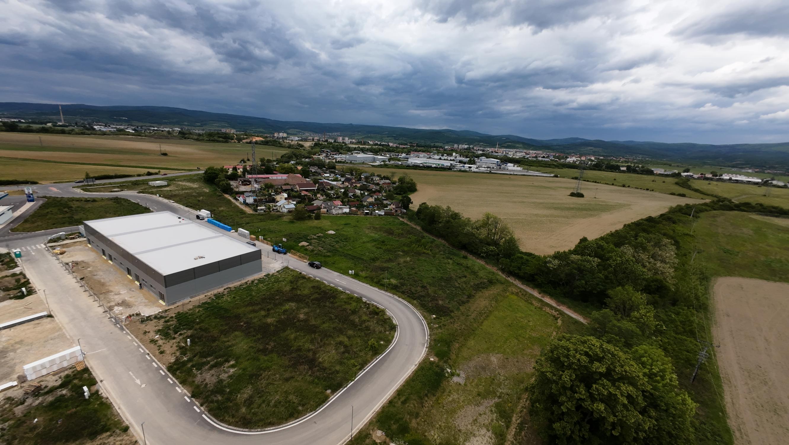 ARETÉ REAL - PREDAJ 2546 M2 POZEMKU V BUSINESS PARKU P1, PEZINOK, PRI MAJERI