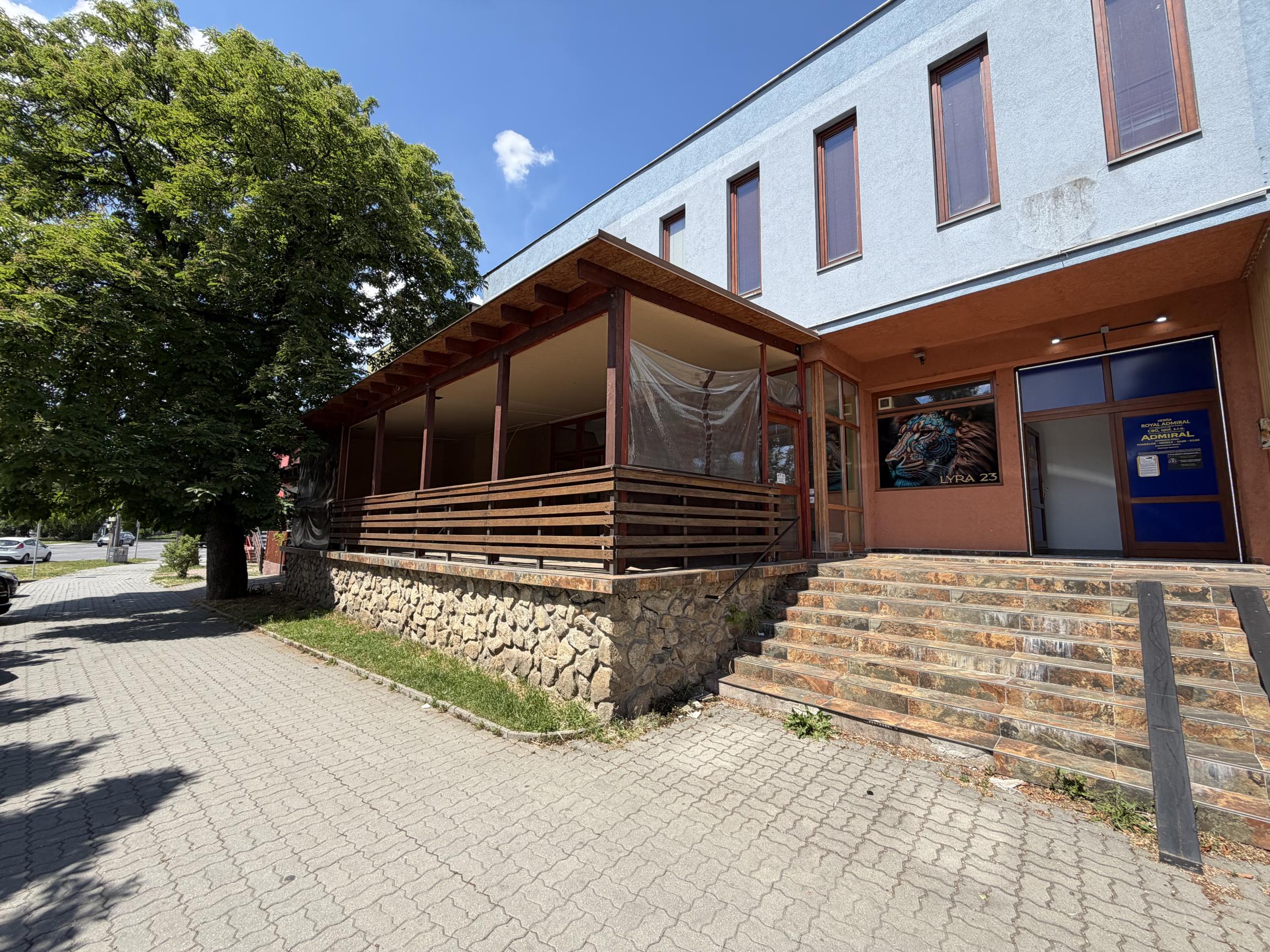 ARETÉ REAL – PRENÁJOM 171m2 KOMERČNÉHO PRIESTORU S TERASOU NA TOP MIESTE, PEZINOK, JESENSKÉHO