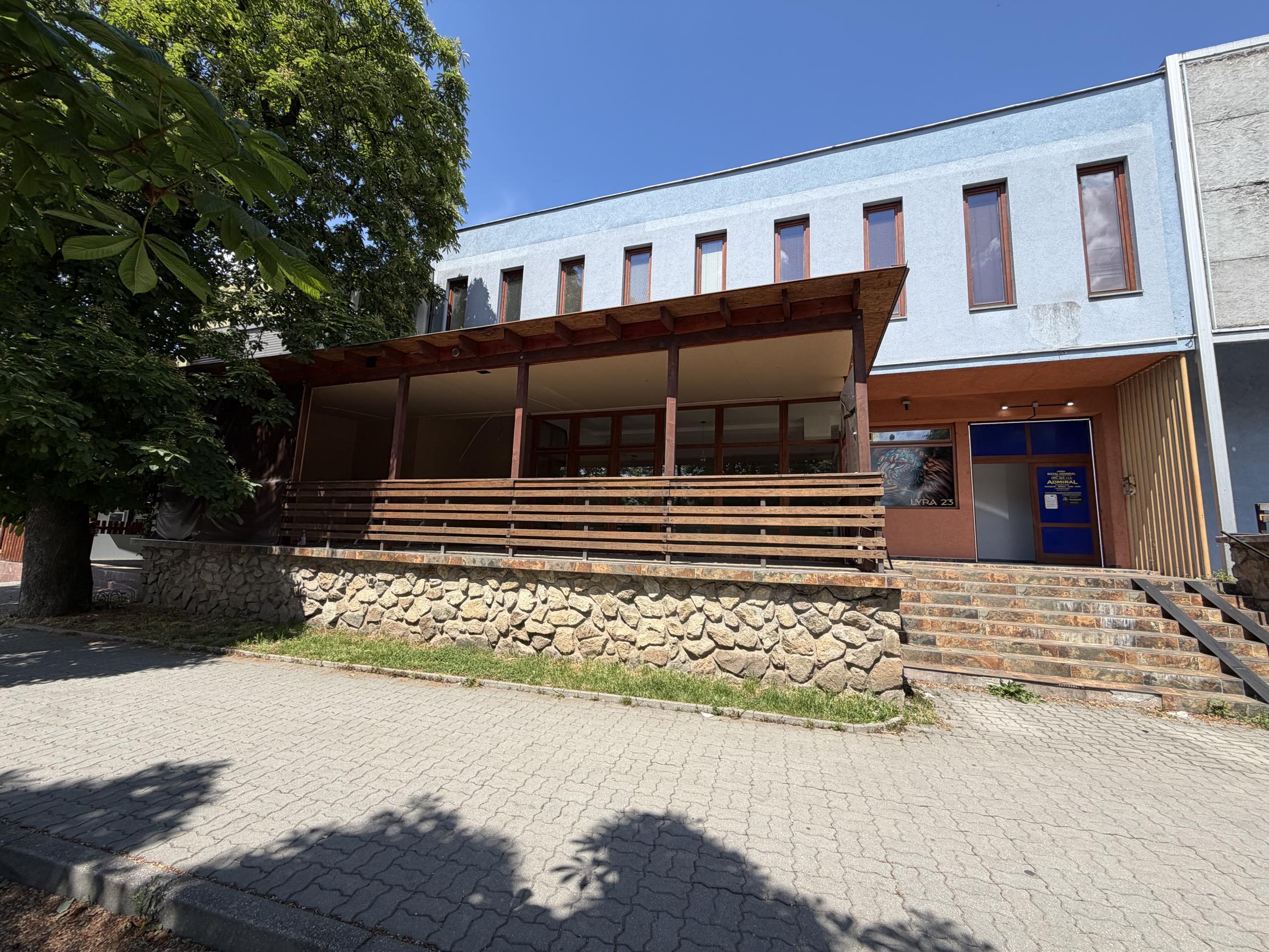 ARETÉ REAL - PRENÁJOM 75 m2 KOMERČNÉHO PRIESTORU V CENTRE, PEZINOK, JESENSKÉHO