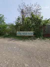 Areté real - Predaj pozemku na stavbu rodinného domu v tichej ulici v obci Horné Orešany